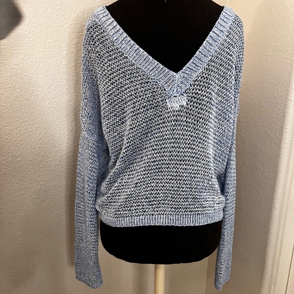 Superdown Serinah V Neck Sweater Size Medium Revolve - Picture 8 of 11